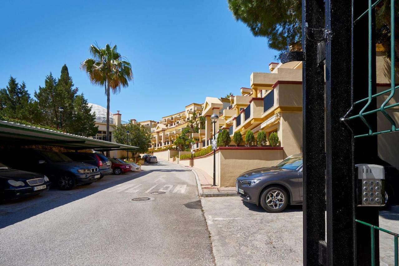 Oleholidays 225 Romana Playa Junto Al Mar Marbella Luaran gambar